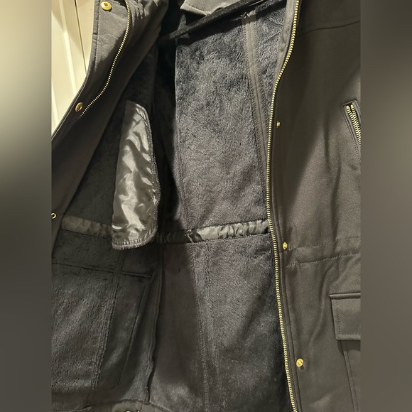 Women’s Michael Kors Rain jacket - Picture 4 of 7